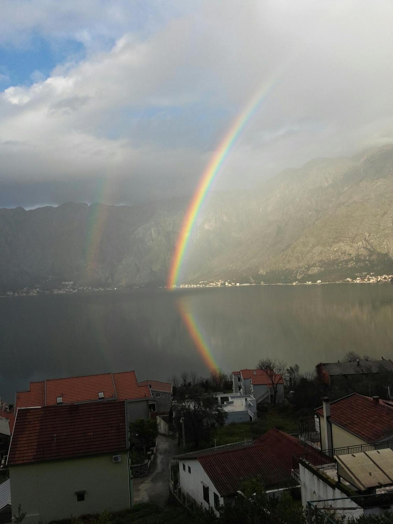 Apartment Marija Kotor Bagian luar foto