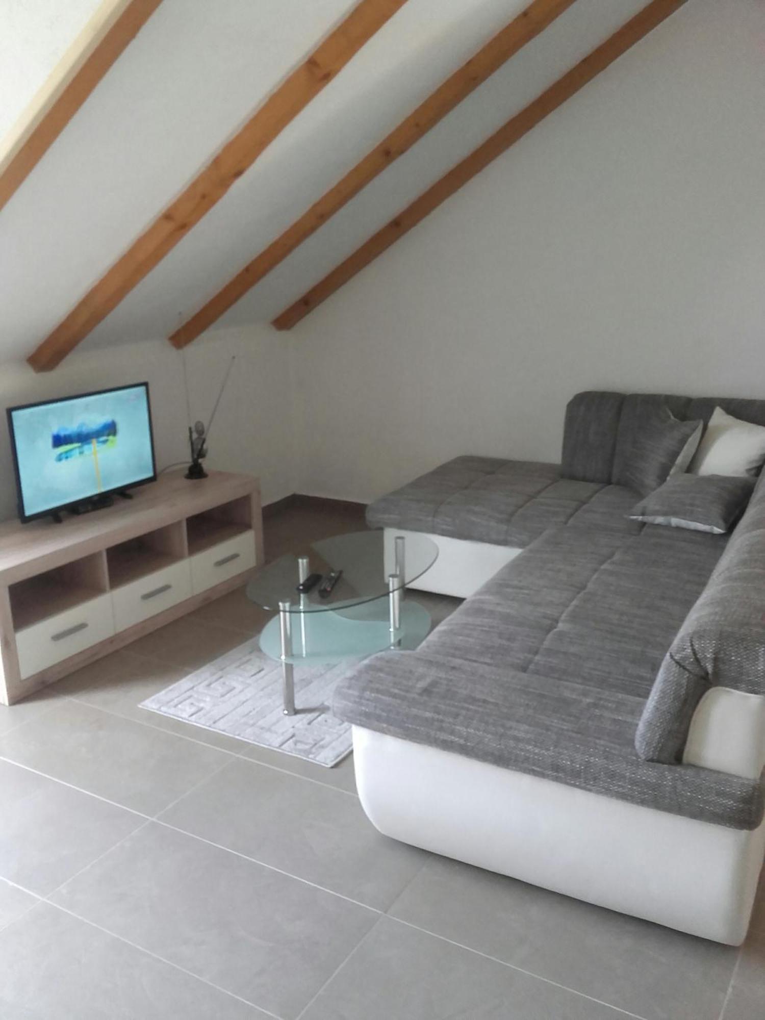 Apartment Marija Kotor Bagian luar foto