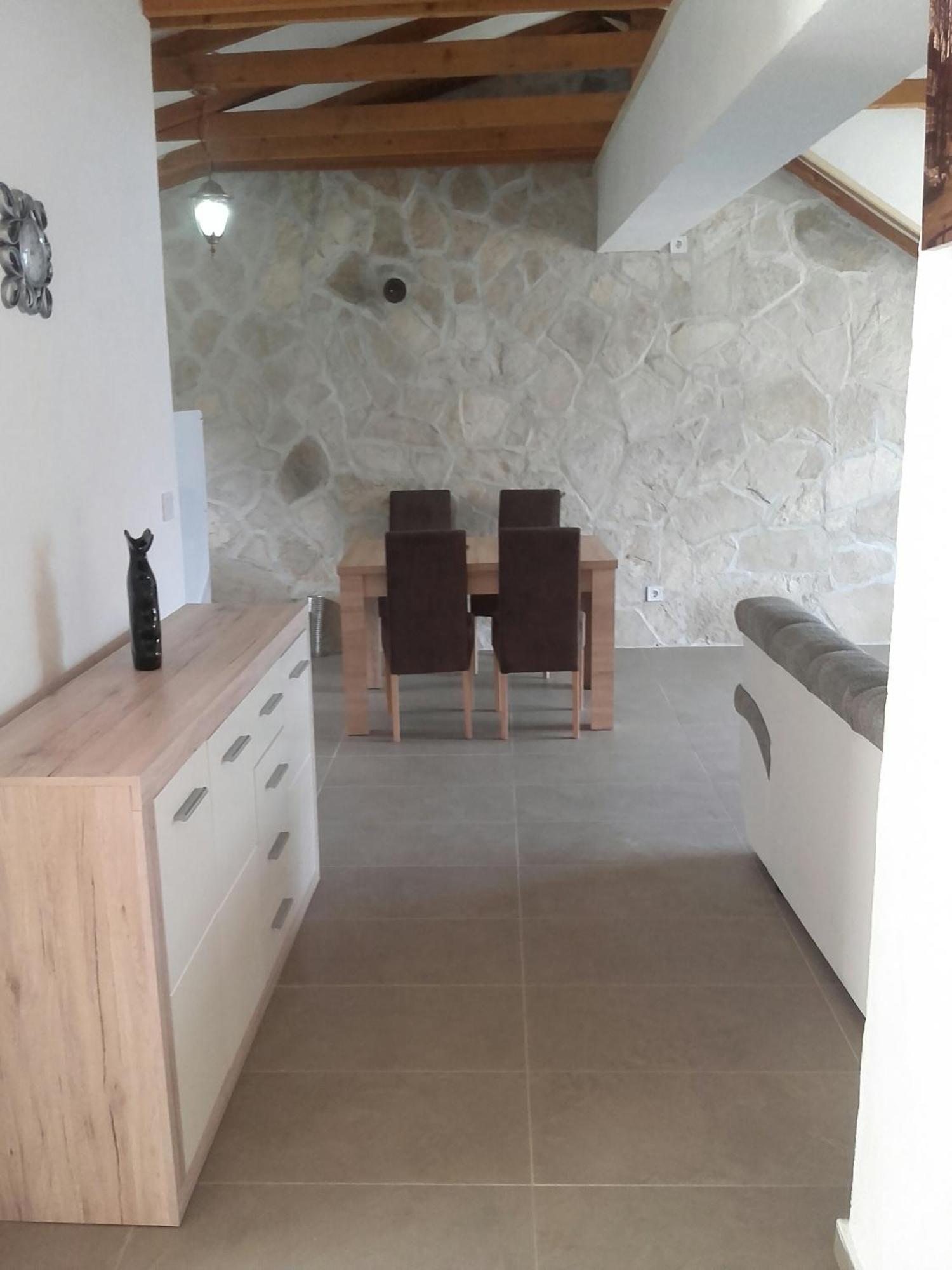 Apartment Marija Kotor Bagian luar foto