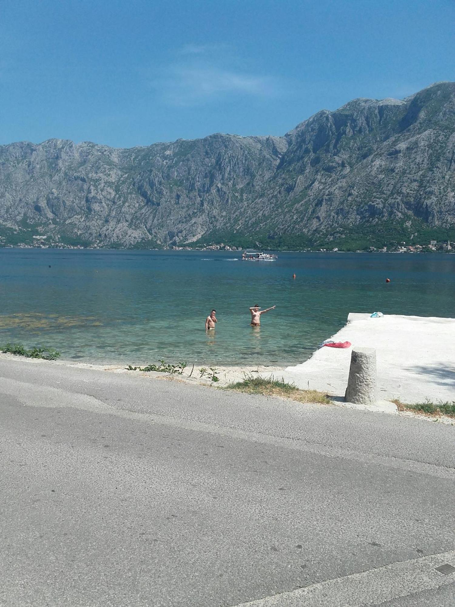 Apartment Marija Kotor Bagian luar foto