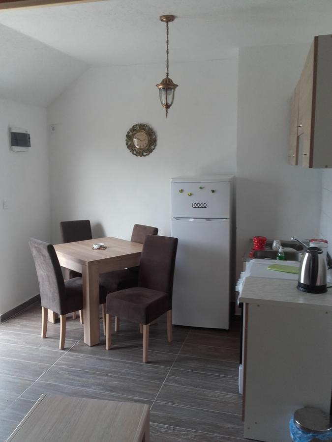 Apartment Marija Kotor Bagian luar foto