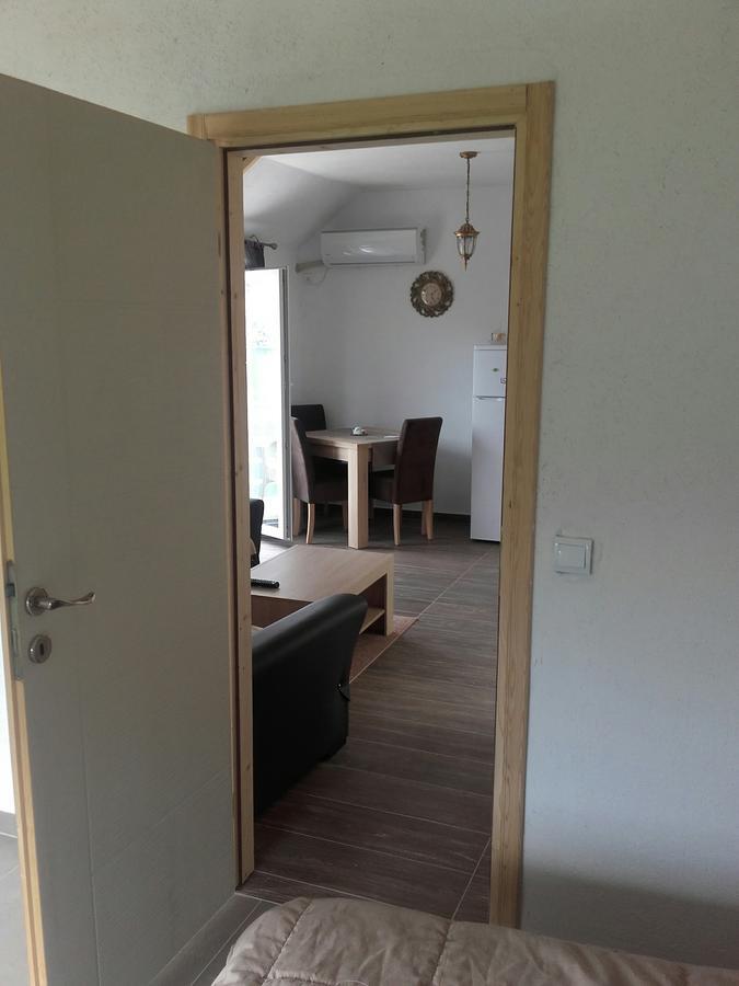Apartment Marija Kotor Bagian luar foto