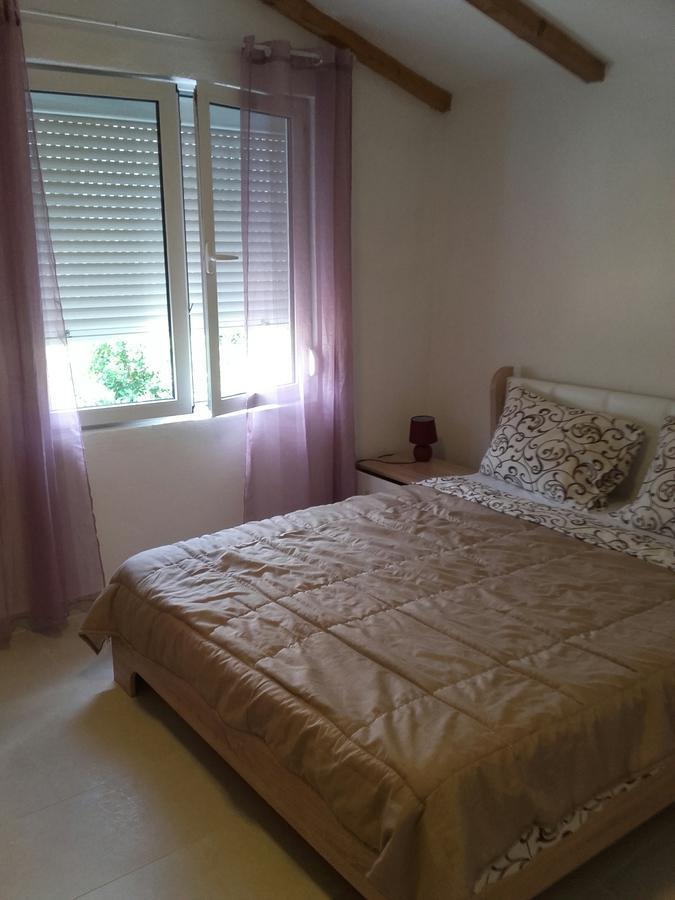 Apartment Marija Kotor Bagian luar foto